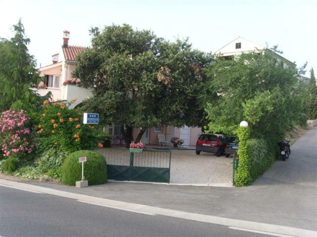 Apartments Tonka Primošten Extérieur photo